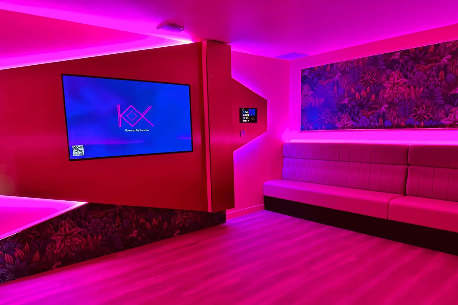 kox-karaoke-salle-privee-haute-goulaine Grande salle de karaoké à Nantes